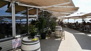 מסעדה בחוף הים, תל אביב