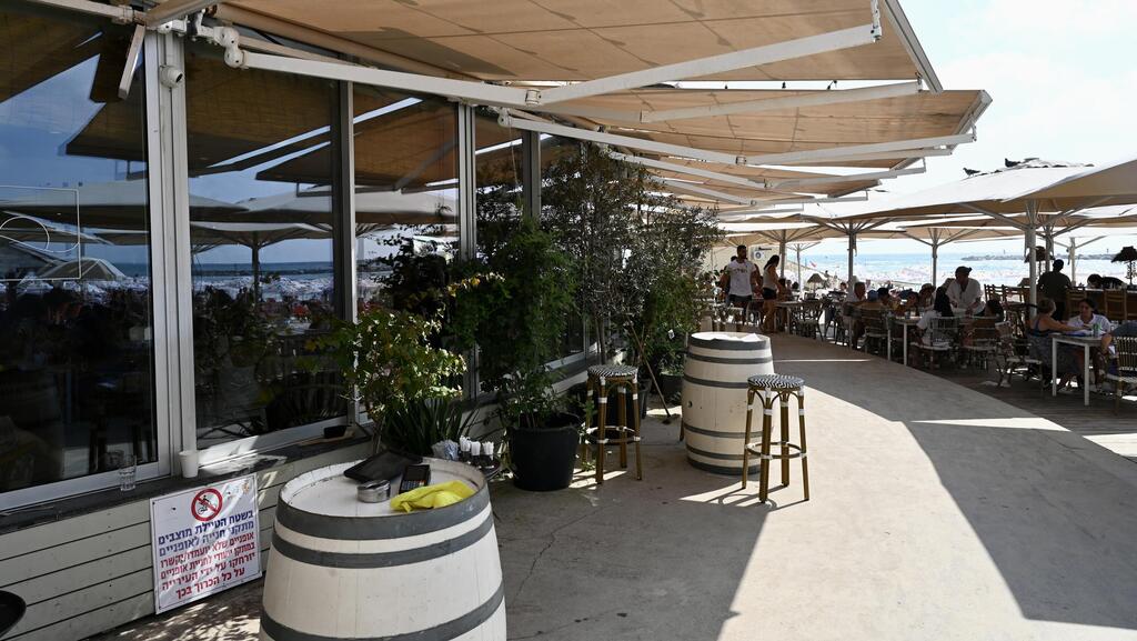 המתיחות מול איראן: אין בהלה ברשתות השיווק, אבל המסעדות והמלונות סובלים