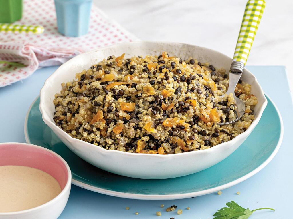 מג'דרה במיקרו עם קינואה ועדשים