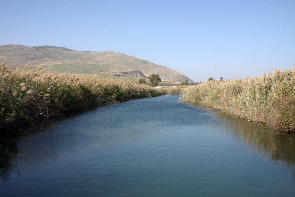 The trail is very suitable for families (Photo: Yaakov Shkolnik) נחל הקיבוצים