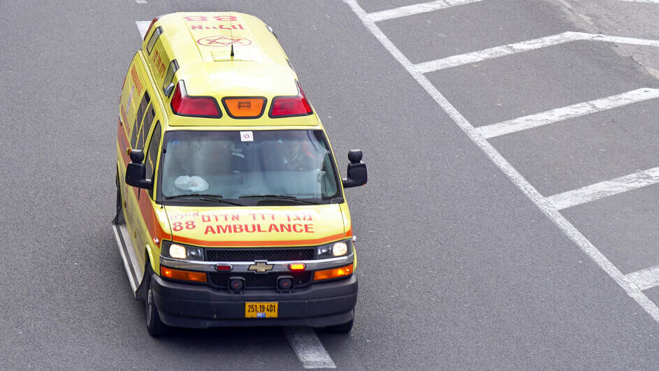  Амбуланс МАДА 