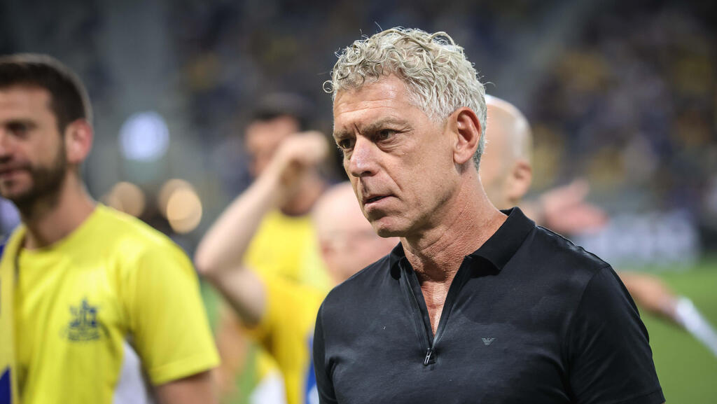 מיץ' גולדהאר