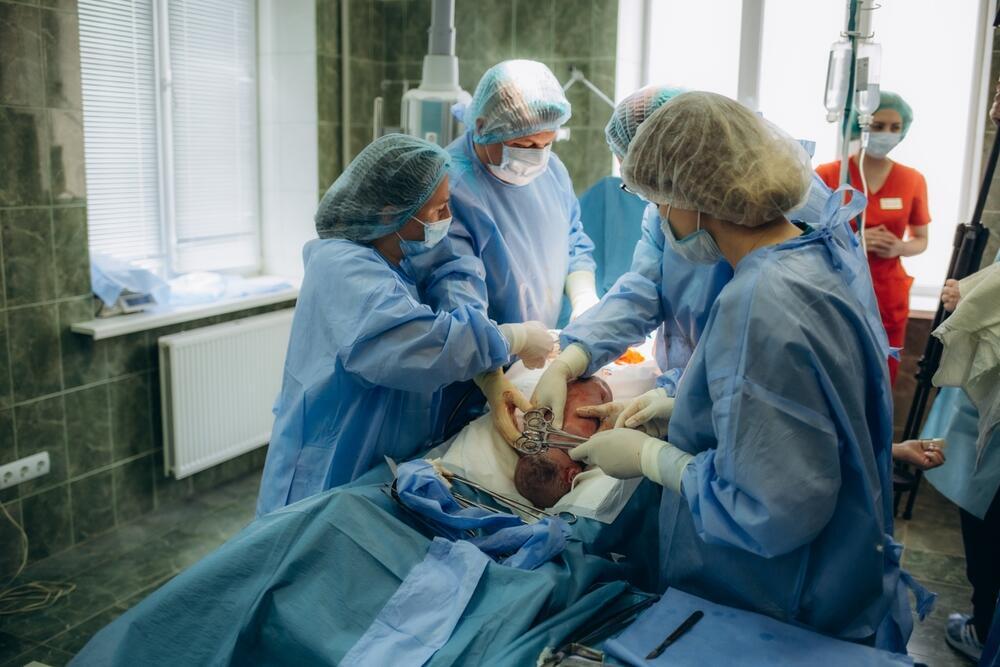 ניתוח קיסרי לידה קיסרית