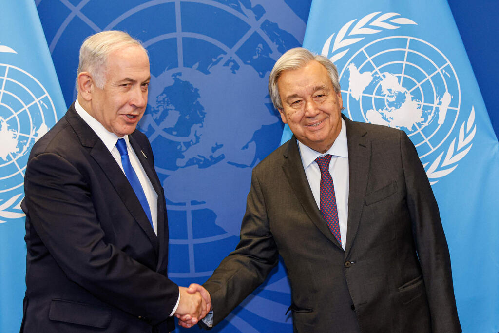 Netanyahu and Guterres in better days, September 2023 (Photo: KENA BETANCUR / GETTY IMAGES NORTH AMERICA / AFP) ראש הממשלה בנימין נתניהו עם מזכ"ל האו"ם אנטוניו גוטרש