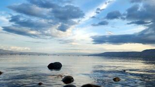 עננים מעל הכנרת