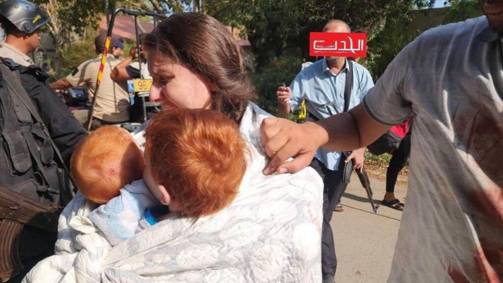 שירי ביבס וילדיה
