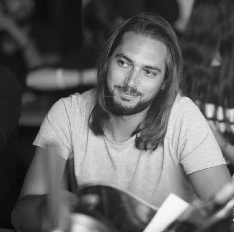 Бен (Биньямин) Шимони. Погиб 7 октября, спасая участников фестиваля "Нова" (Фото из семейного архива) בן בנימין שמעוני ז"ל