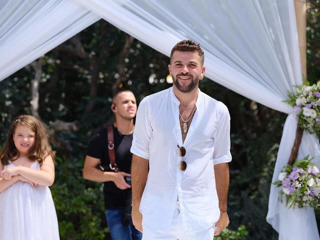 Ofir Tzarfati אופיר צרפתי ובת זוגו שובל גל