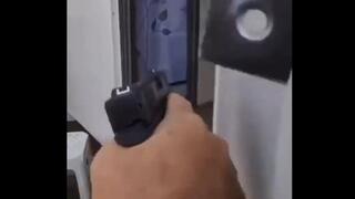 תיעוד קשה מאוד ממצלמת גוף של שוטר שהגיע למסיבת הטבע ברעים לאחר הטבח במטרה לעזור לפצועים