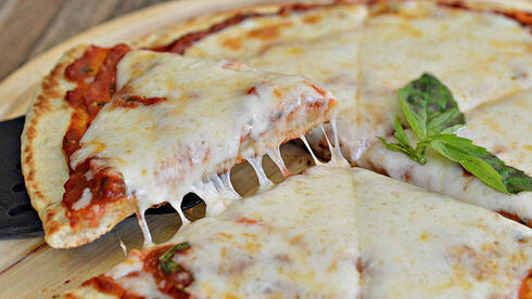 פיצה מהירה במחבת, אפרת סיאצ'י