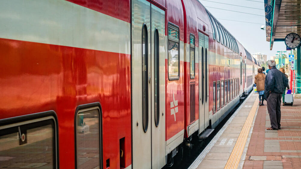 Израиль поезд