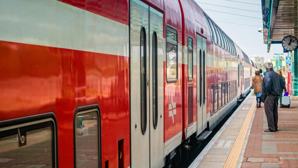 Израиль поезд