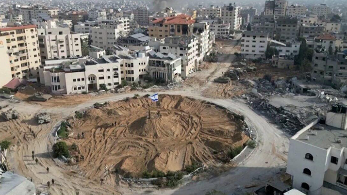 תיעוד מרחפן: ההרס ב"כיכר פלסטין" בעיר עזה, ודגל ישראל מתנוסס במרכזה