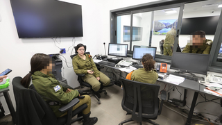 ס', סמבצי"ת ששרדה את הטבח בבסיס אורים וסייעה לקצינה עדן, חזרה לבסיס לסיים שירות מלא