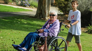 ליווי אישי לקשישים