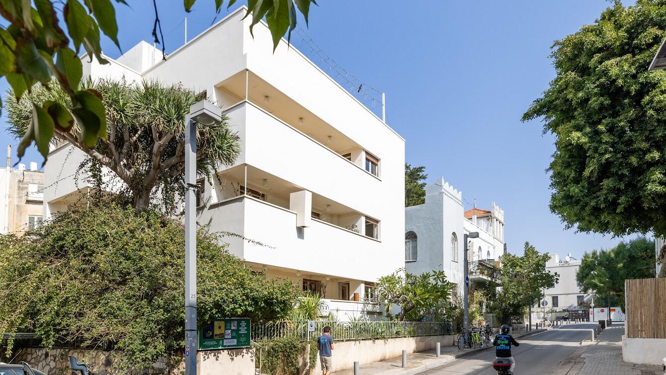 שימור ושיפוץ ירוק הלכה למעשה לבית ליבלינג שתכנן דב כרמי
