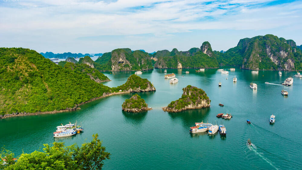 Vietnam is the top search for travel destinations (Photo: Shutterstock) מפרץ הא לונג