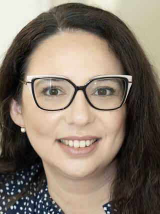 ד"ר אלינה לוזינסקי