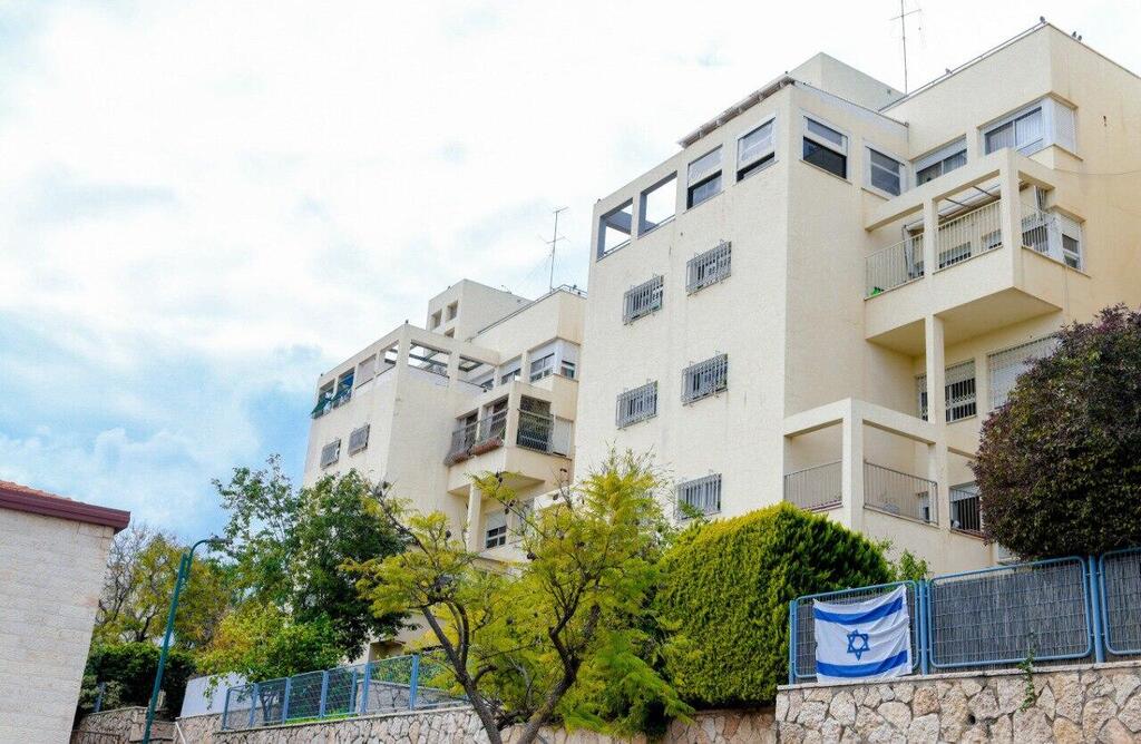 ביתם של החללים שמעון אסולין ודניאל קסטיאל מבית שמש