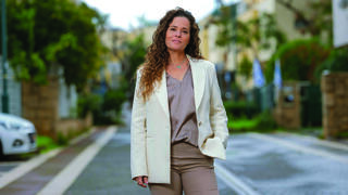 טליה לנקרי