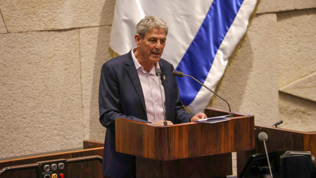 רם בן ברק מליאת הכנסת היום ב-124 למלחמה