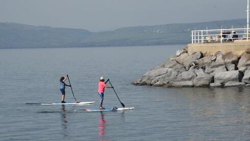 מבלים בכינרת
