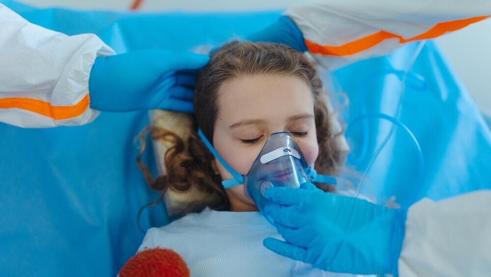 Больной ребенок (Фото: shutterstock) Больной ребенок