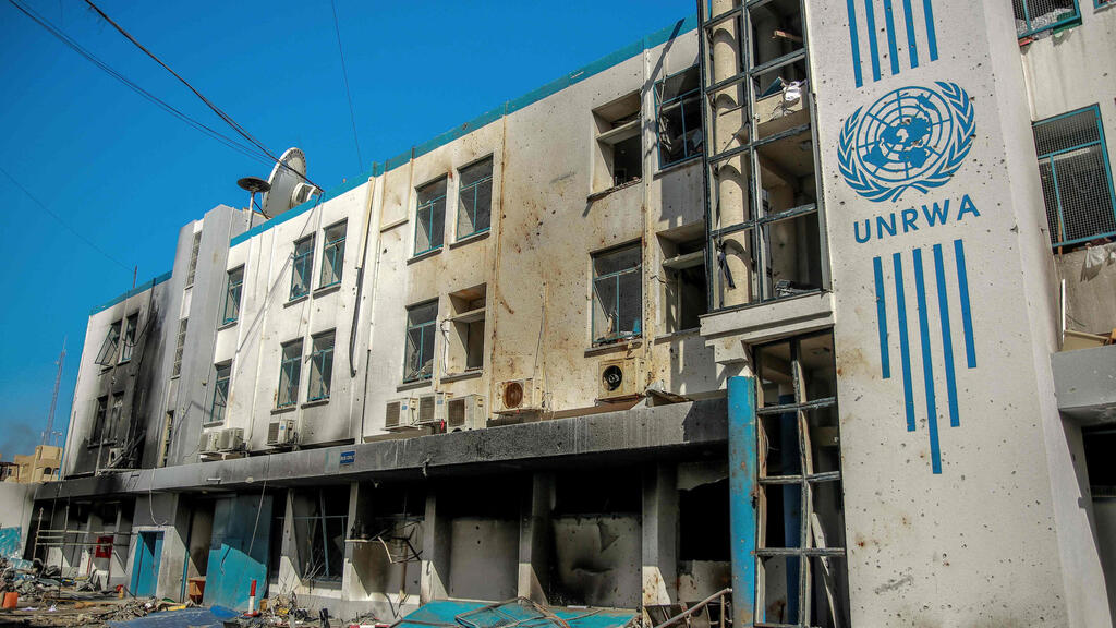 מטה אונר"א ברצועה