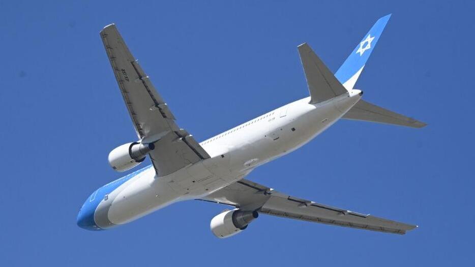 Самолет первых лиц государства "Кнаф-Цион" (Фото: Яир Саги) מטוס כנף ציון