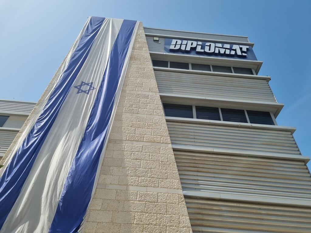 Diplomat offices (Photo: Meirav Crystal) משרדי דיפלומט