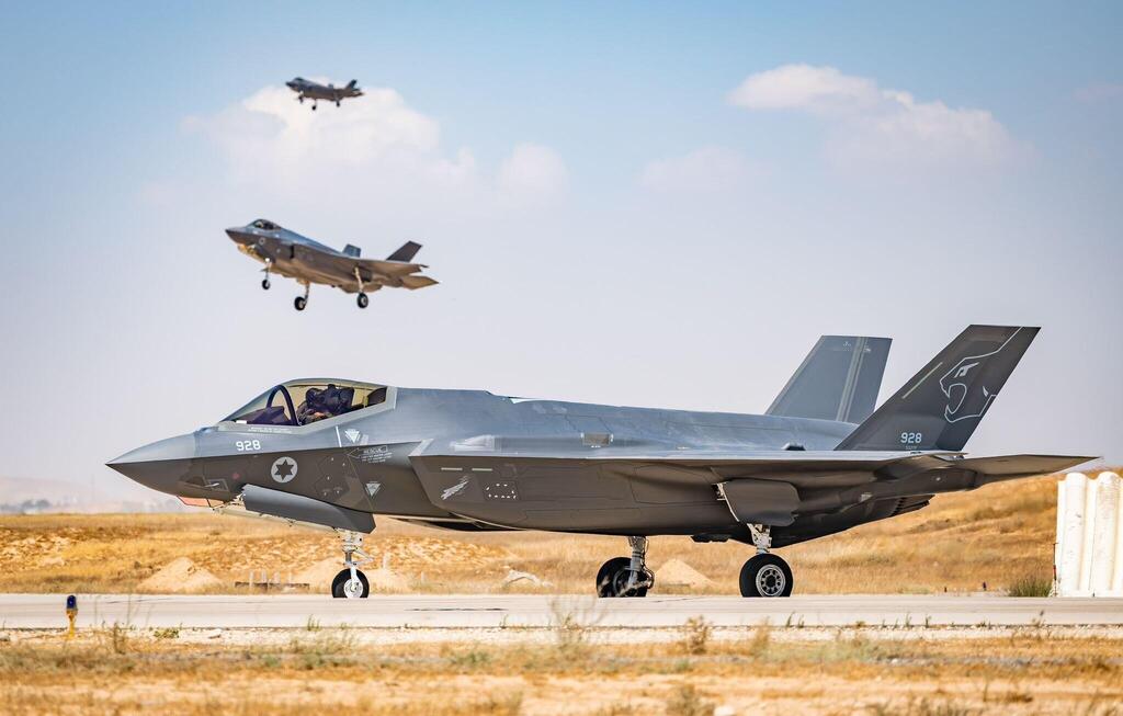 Истребитель F-35 ВВС ЦАХАЛа (Фото: пресс-служба ЦАХАЛа) מטוס F-35 אדיר בבסיס נבטים