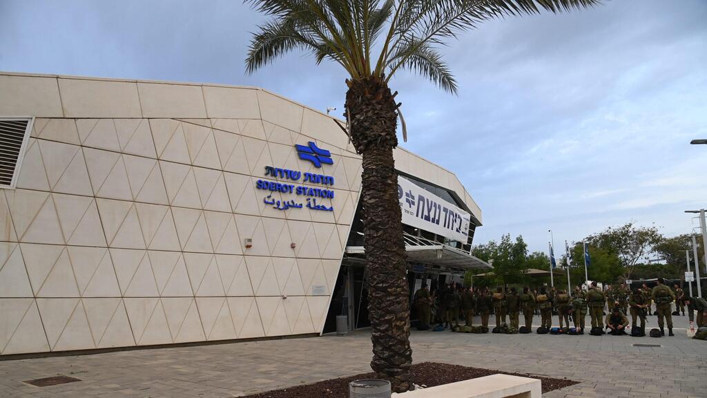 הרכבת בשדרות חוזרת לפעילות