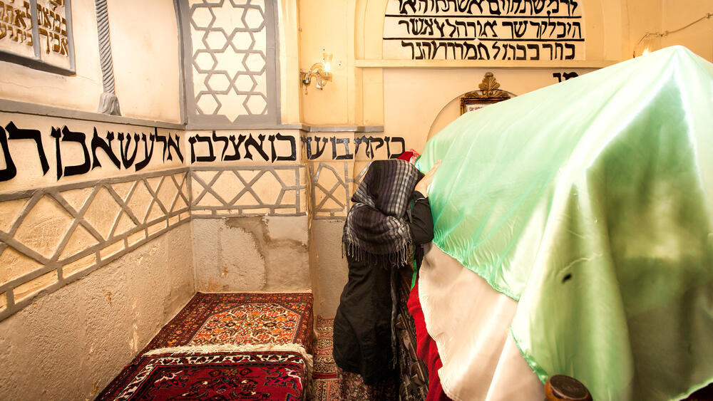 חדר הקבורה של מרדכי היהודי ואסתר המלכה