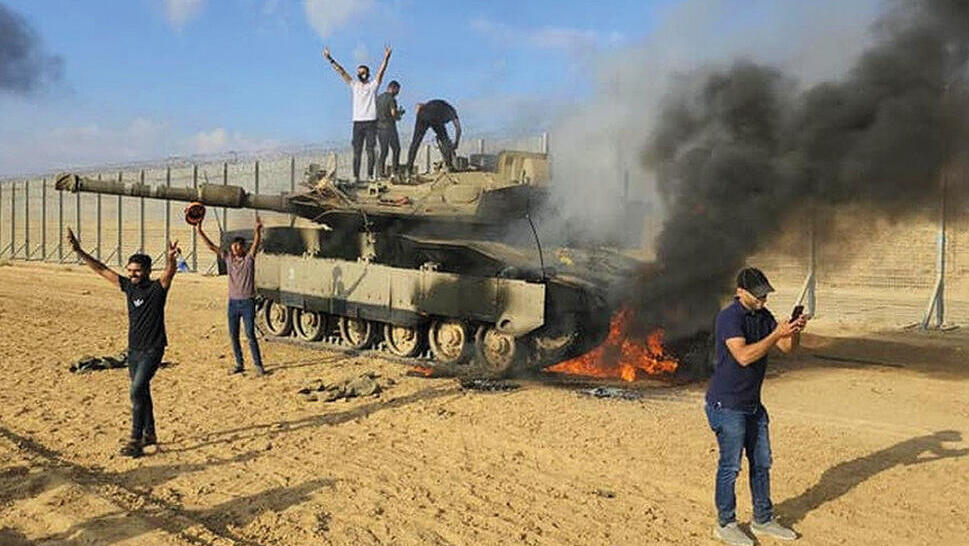 Tank 3 on the morning of Oct. 7 yk13844660