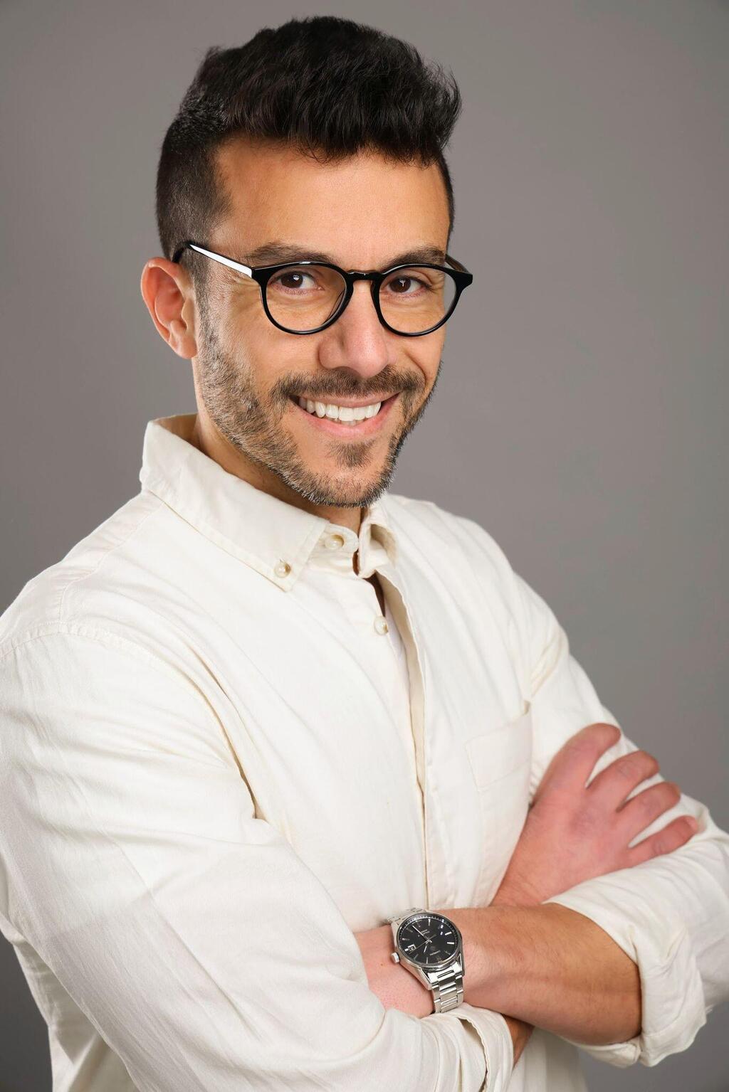 Dr. Amit Serusi
