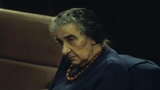 גולדה במליאת הכנסת לאחר שהתפטרה