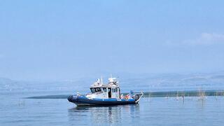 צוללנים מתנדבים של משטרת ישראל הצטרפו לחיפושים אחר הנעדר בכינרת יחד עם השיטור הימי,