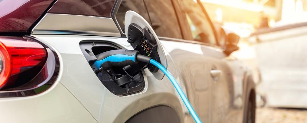 Электромобиль (Фото: Shutterstock) Электромобиль