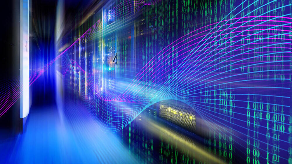 האקרים פורצים למחשבים