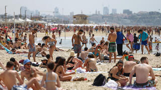 חוף הים בתל אביב