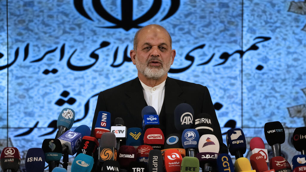 Ahmad Vahidi (Photo: Vahid Salemi/AP) אחמד וחידי