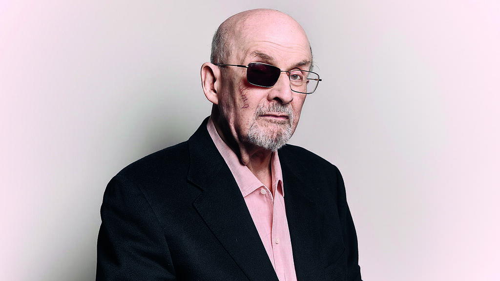 Stabbed the name of Allah, Salman Rushdie (Photo: andreas kudacki, AP) סלמן רושדי