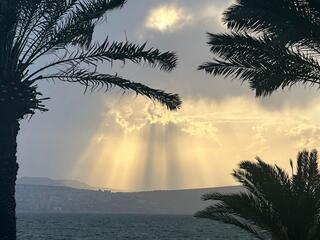 שקיעה בעין גב