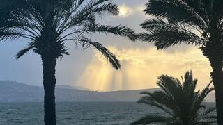 שקיעה בעין גב