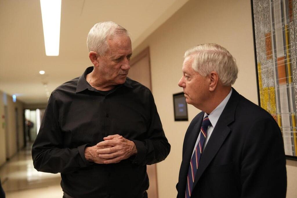 Blue and White Chairman Benny Gantz and Graham יו״ר המחנה הממלכתי, השר בני גנץ נפגש עם הסנאטור לינדזי גרהאם