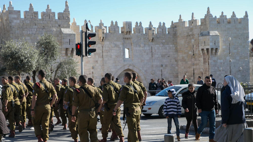 חיילים בירושלים