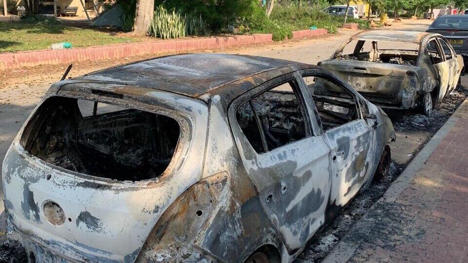 הרס בקיבוץ חולית