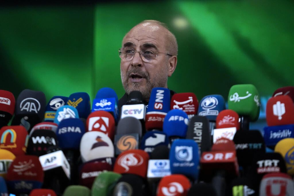 Iranian Parliament Speaker Mohammad Bagher Ghalibaf (Photo: AP / Vahid Salemi) בחירות ל נשיאות איראן יושב ראש הפרלמנט מוחמד קליבף קאליבאף קליבאף נרשם כ מועמד