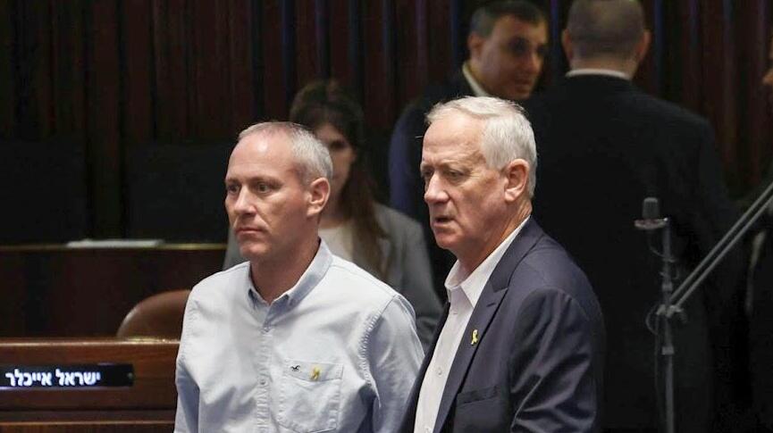 על רקע ההתרסקות בסקרים: ח"כ חילי טרופר עוזב את בני גנץ
