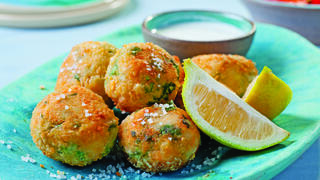 קציצות סלמון ותפוחי אדמה 